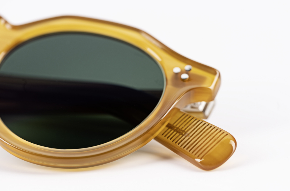 Eyevan – Mason - caramel - orange farbige Kunststoff Sonnenbrille – Vintage Original – Kronen Panto – handgenietet - made in Japan – KITSCHENBERG Brillen