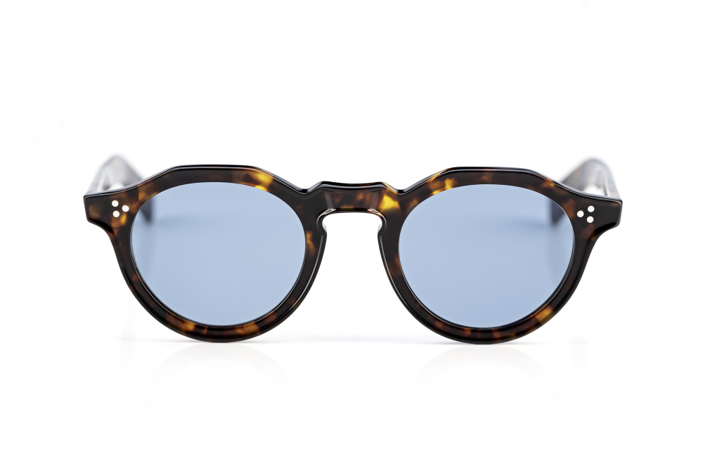 Eyevan – Mason - tortoise farbige Kunststoff Sonnenbrille – hellblaue Gläser – Vintage Original – Kronen Panto – handgenietet - made in Japan – KITSCHENBERG Brillen