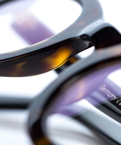 Mapleton – 1949 – C13 – Detailaufnahme einer dunkelbraunen Pantobrille – made in Germany – KITSCHENBERG Brillen