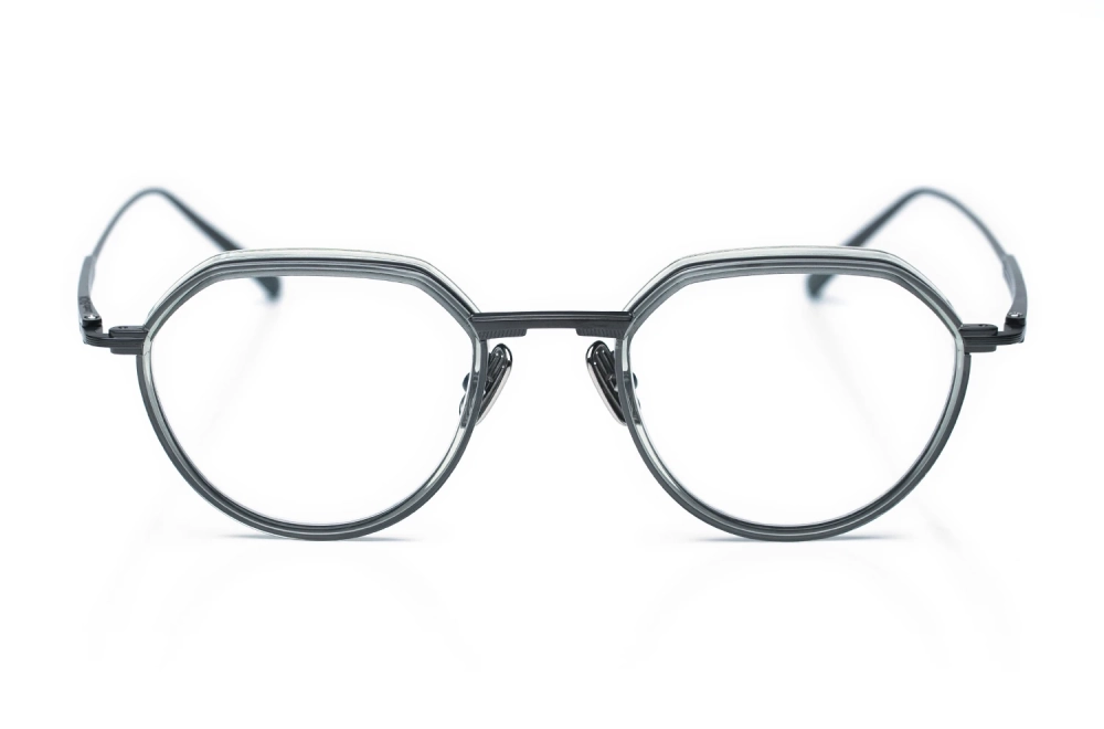 Titan Kronenpanto Brille - Lunetta Bada aus Japan – Model 6701 – Schwarzes Metall - transparent graues Acetat - Kitschenberg