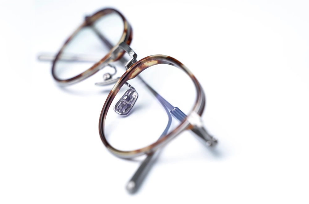 Bada Titan Panto Brille in matt silber mit havanna farbigem Acetat – Model 7302 in 1060 - Kitschenberg