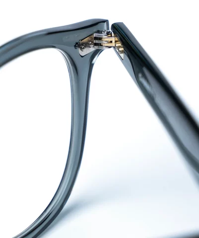 Hampton-X von Garrett Leight – klassische Brille aus Acetat in grau – mit genieteten Gelenken - Kitschenberg
