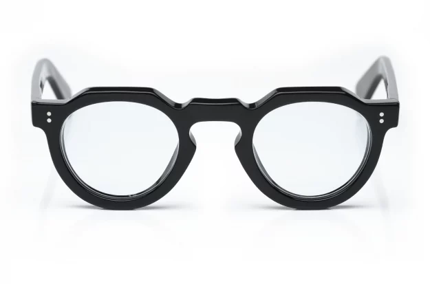 Schwarze crown panto von Lesca – handgenietet aus vintage Acetat - Kitschenberg