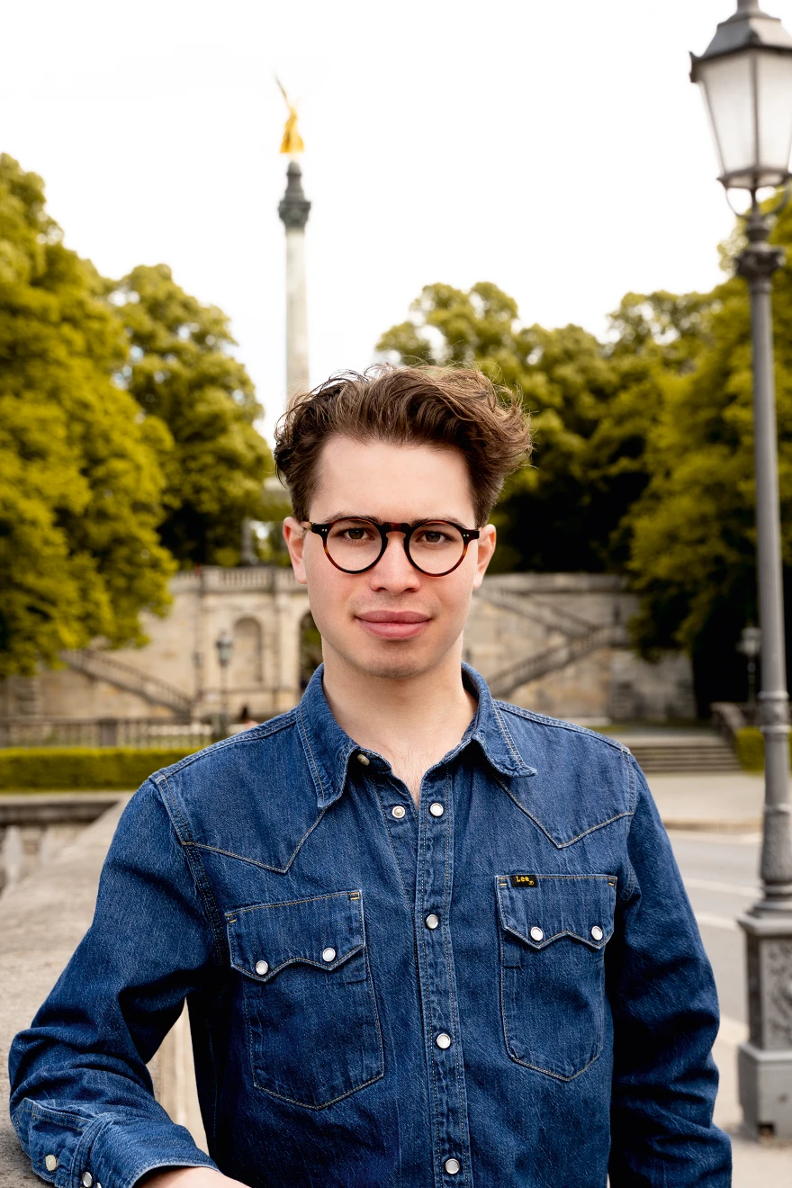 Lesca Vintage Brille aus braunem Acetat – klassische Pantoform – made in France - Kitschenberg